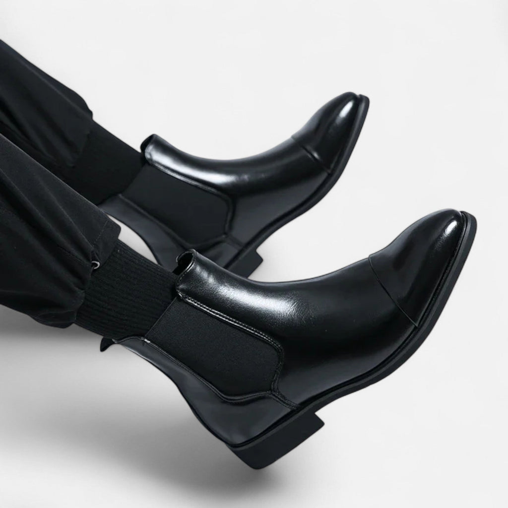 MAROWEN | Men’s Chelsea Boots in Polished Noir with Red Sole