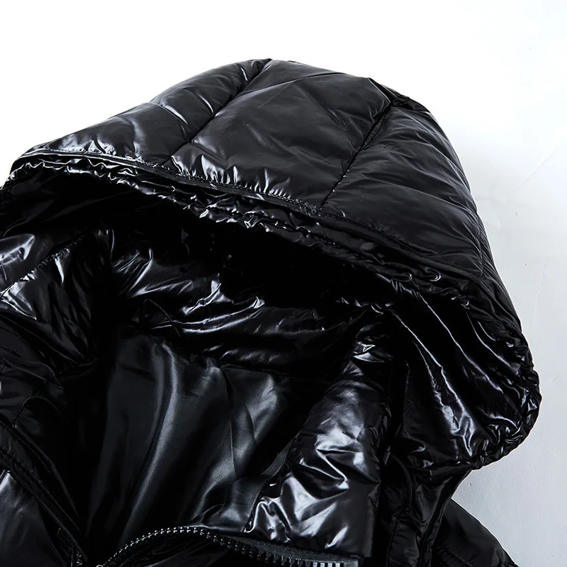 MAROWEN | Men’s Hooded Shiny Puffer Jacket for Maximum Warmth and Modern Style